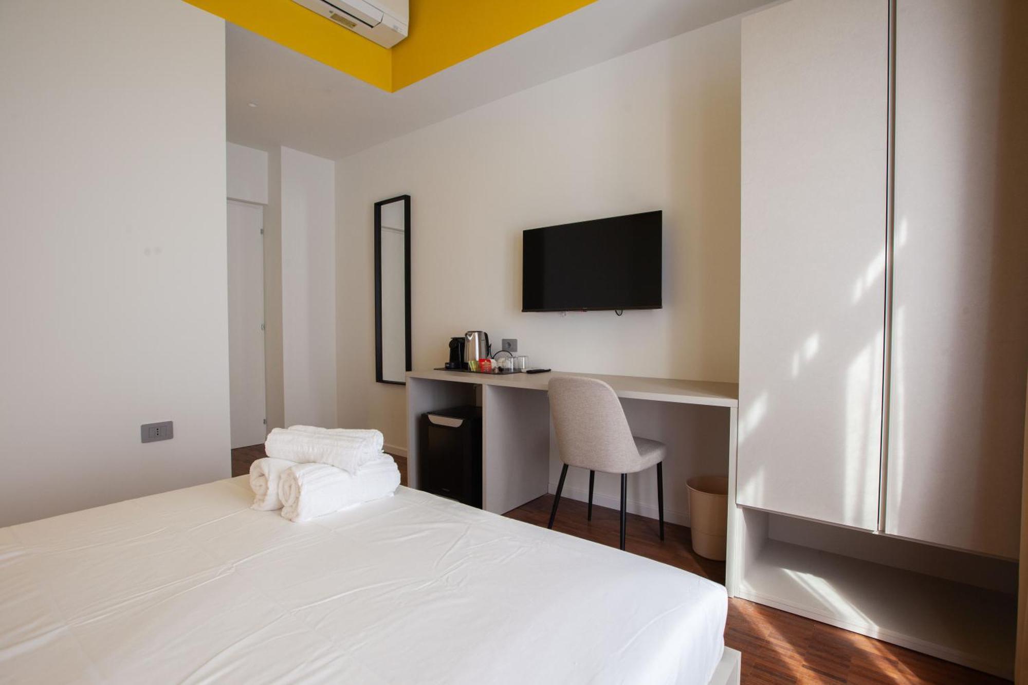 Hotel Cvm 19 Mailand Exterior foto
