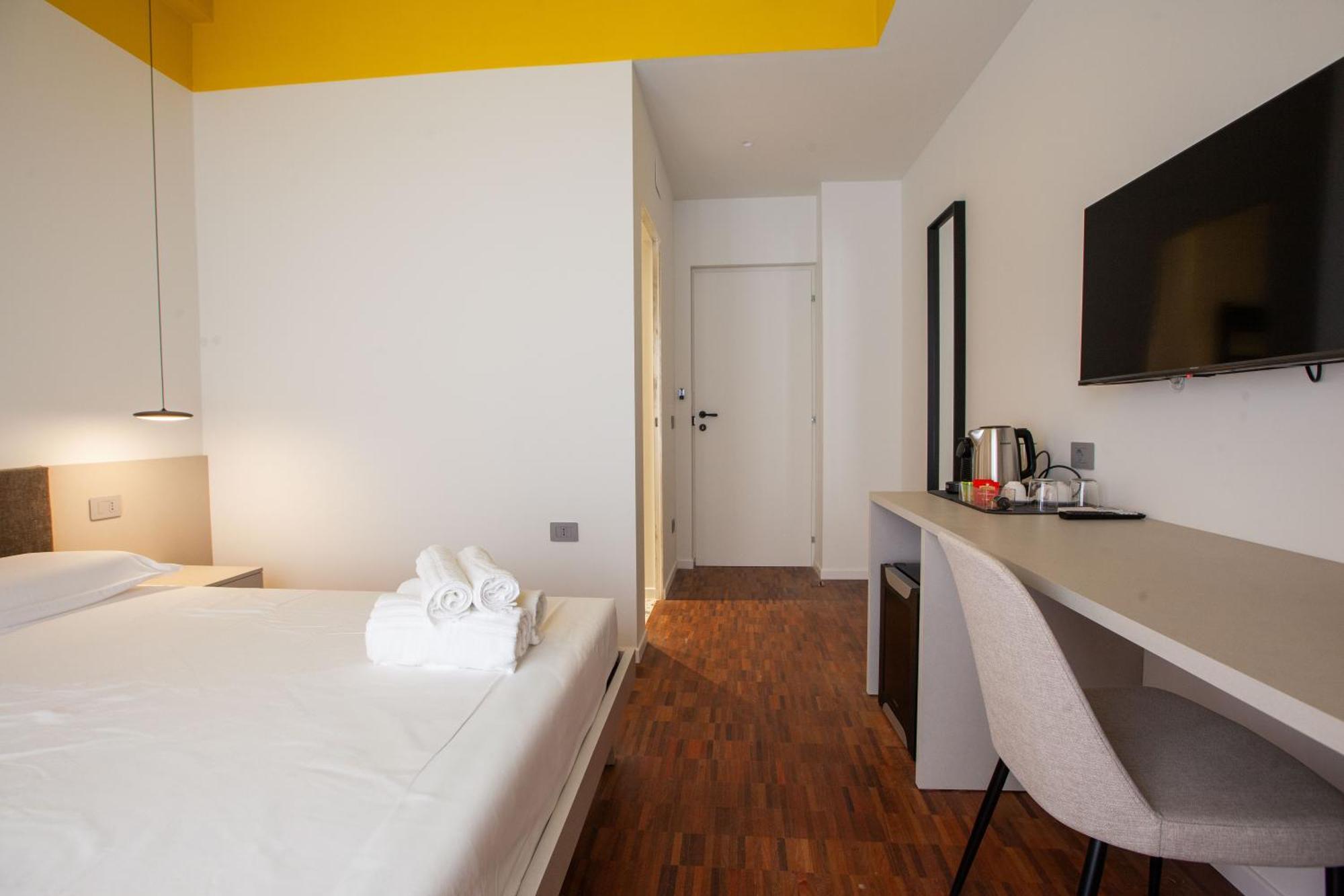 Hotel Cvm 19 Mailand Exterior foto